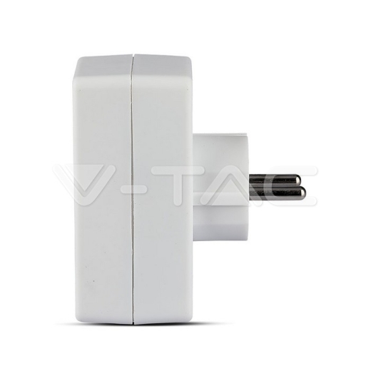 4 Outlet Adapter 2.5A White Label Poly Bag - 2