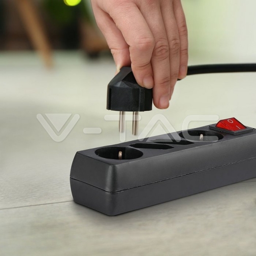 Enchufe 4 tomas combinado Negro (3G1.5MM2 X 1.5M) - 10