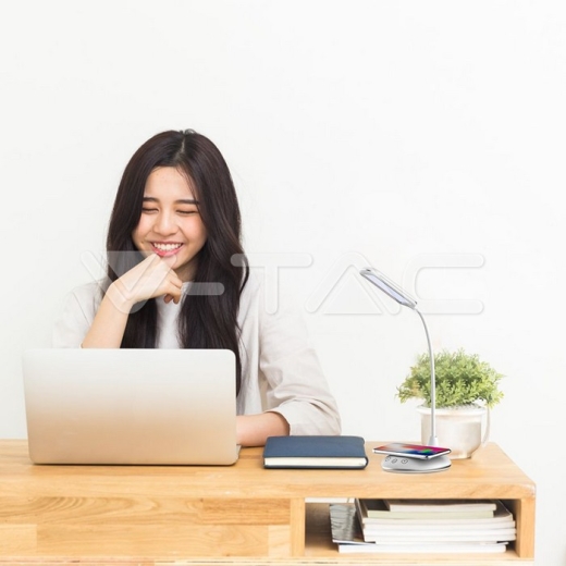 Lámpara Escritorio 5W CCT Carga Wireless Base Redonda Negra - 11