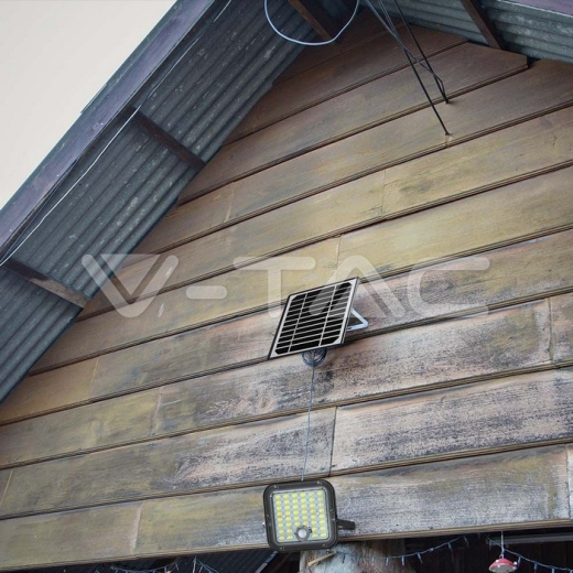 Foco Proyector Solar LED 10W LiFePo Batería 3.7V Negro 6000K - 18