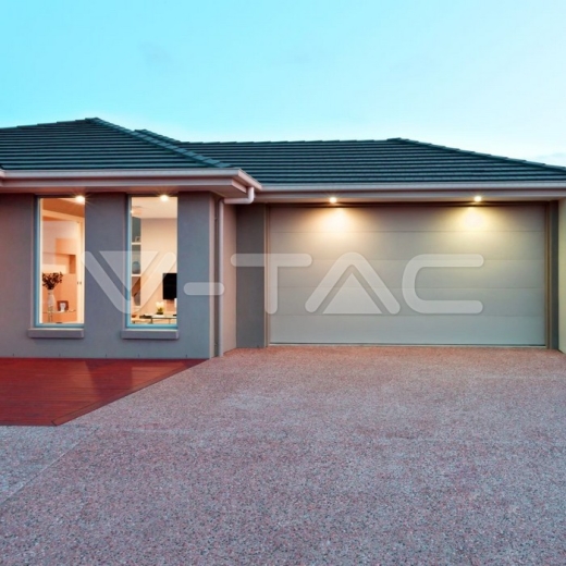 GU10 Fitting Round White Frame, Chrome Reflector - 9