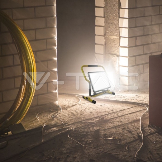 100W LED Floodlight SMD SAMSUNG Chip G2 Black Body 4000K Hand Stand 3m Wire EU Plug - 8