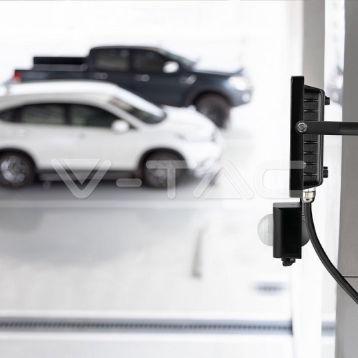 10W LED Sensor Floodlight SAMSUNG Chip Cut-OFF Function Black Body 3000K - 13